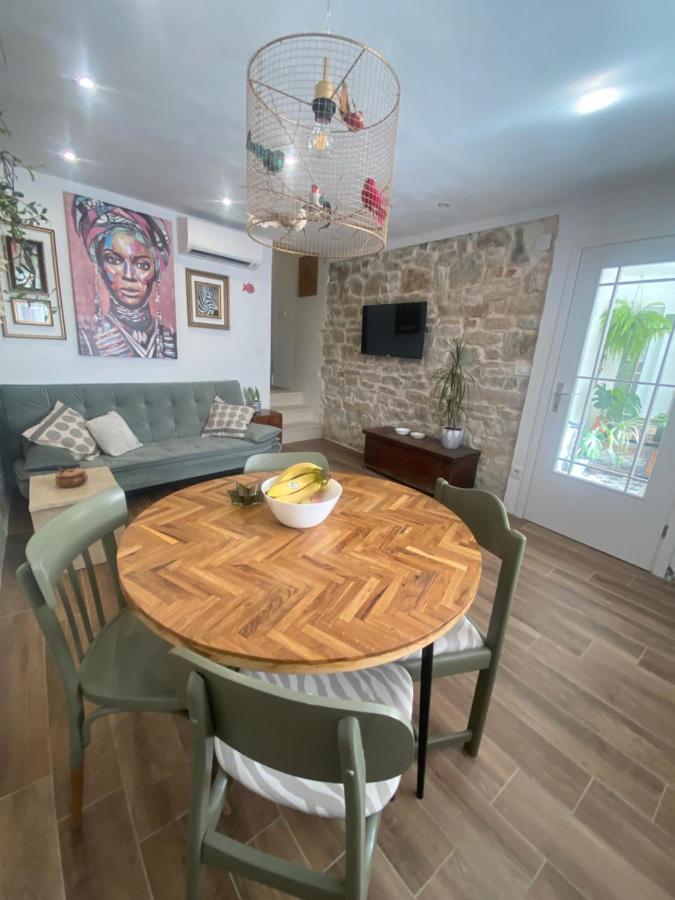 Apartman Oleandar Kaštela Εξωτερικό φωτογραφία