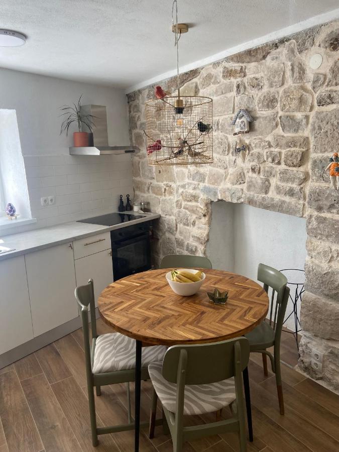 Apartman Oleandar Kaštela Εξωτερικό φωτογραφία